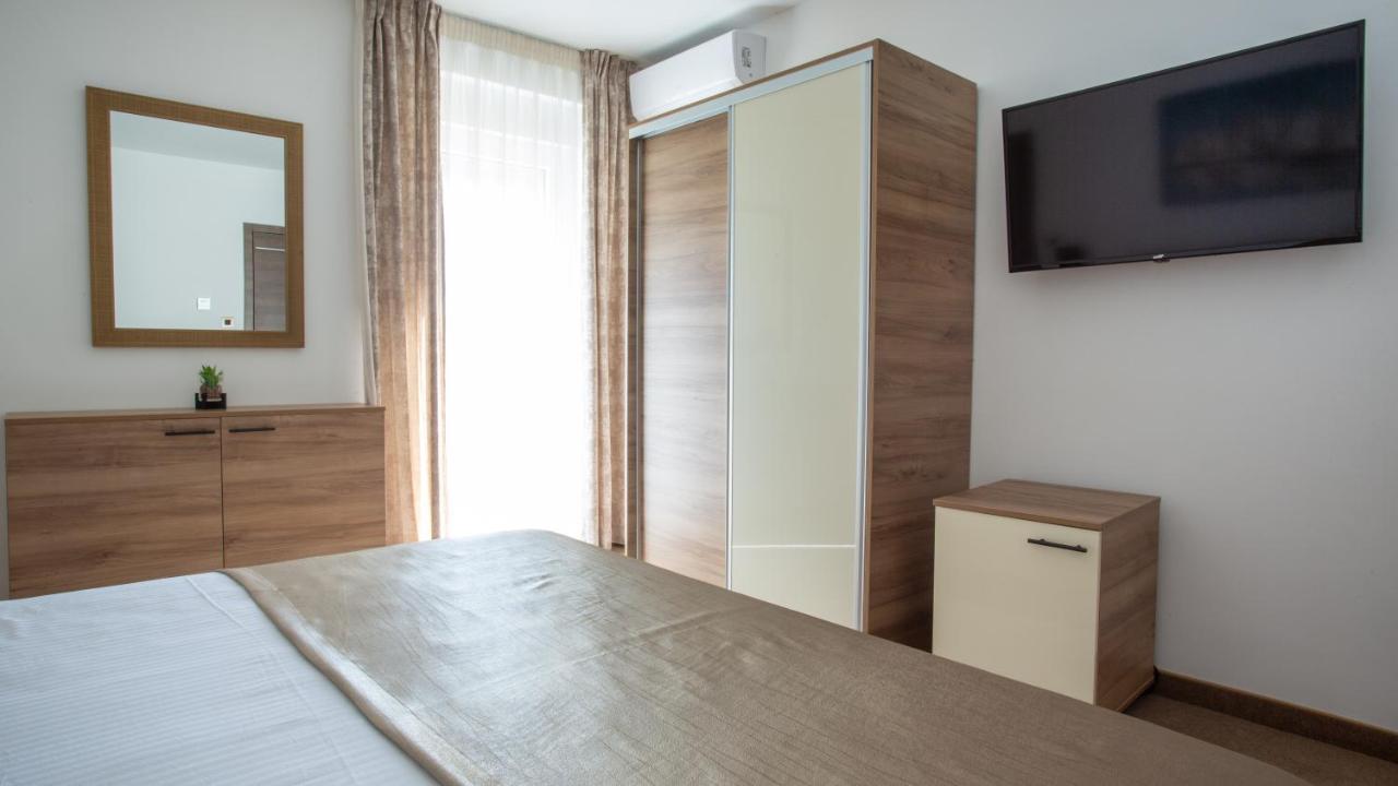 Rooms & Apartments Toni Стобрек Экстерьер фото